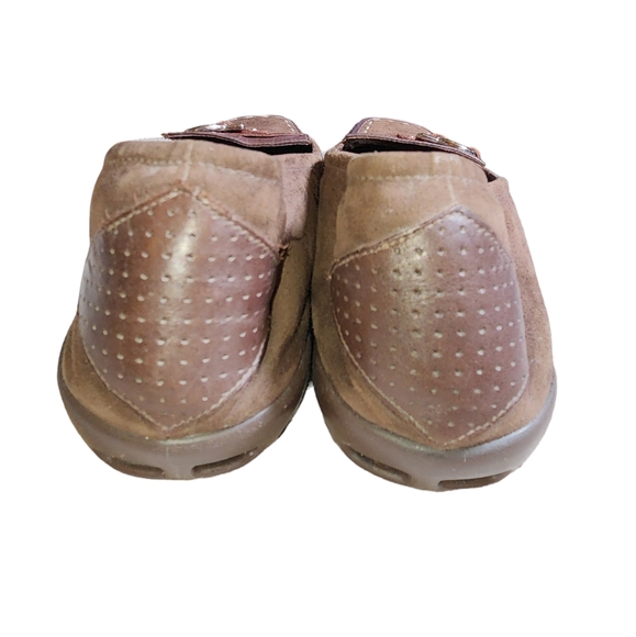 Cole Haan Nike Air Brown Suede Leather Faux Strap & Buckle Flats Size 9AA NARROW - Picture 4 of 10